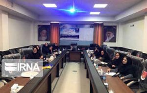 زنان و دختران مناطق کم‌برخوردار ایلام آموزش خودمراقبتی فرا می‌گیرند