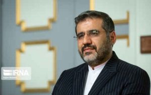 وزیر فرهنگ و ارشاد اسلامی؛ طولانی بودن دورههای هنری مسئولیتپذیری اجتماعی جوانان را کاهش میدهد وزیر فرهنگ و ارشاد اسلامی؛ طولانی بودن دورههای هنری مسئولیتپذیری اجتماعی جوانان را کاهش میدهد