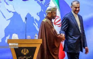 وزیر امور خارجه: ابتکارات عمان برای بازگشت همه طرفها به تعهدات برجام دریافت شد وزیر امور خارجه: ابتکارات عمان برای بازگشت همه طرفها به تعهدات برجام دریافت شد