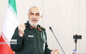 سردار سلامی: دشمن در سالگرد حوادث پارسال درپی فتنهانگیزی است سردار سلامی: دشمن در سالگرد حوادث پارسال درپی فتنهانگیزی است