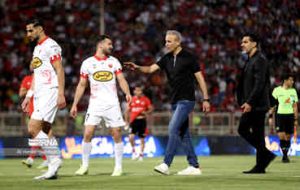 پرسپولیس فاتح نبرد بزرگ؛ زور تراکتور و خمس به گلمحمدی نرسید پرسپولیس فاتح نبرد بزرگ؛ زور تراکتور و خمس به گلمحمدی نرسید
