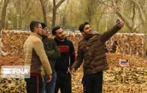 سلفی چطور جزئی از فرهنگ ما شد؟ سلفی چطور جزئی از فرهنگ ما شد؟