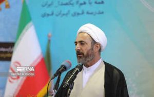 امام جمعه ایلام: دشمن جنگ نرم فرهنگی را جایگزین نبرد سخت نظامی کرده است