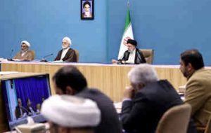 وزیر علوم درباره وضعیت آموزش کشور به شورای انقلاب فرهنگی گزارش داد وزیر علوم درباره وضعیت آموزش کشور به شورای انقلاب فرهنگی گزارش داد