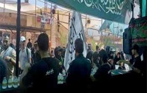 پذیرایی شبانه روزی در مسیر پیاده‌روی نجف به کربلا؛ عشق و دلدادگی کارکنان بانک شهر در خدمتگزاری به زائران اربعین حسینی