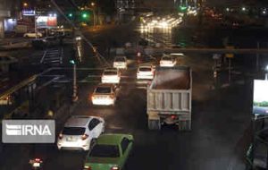 جلوگیری پلیس راهور از تردد خودروهای گازوییلی/ کارمندان بیمار و زنان باردار دور کاری کنند