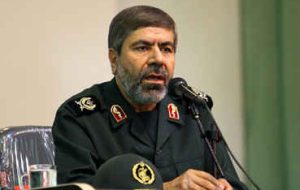 رئیس ستاد مرکزی انتفاضه و قدس: حماس به عنوان یک مکتب فکری با بمب و موشک از بین نمی‌رود