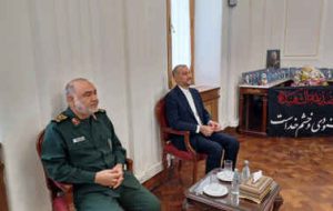 در نشست بسیج جهانی اسلام، مقاومت رمز پیروزی؛ سردار سلامی: بسیج عظیم‌ترین قدرت دفاعی پایان‌ناپذیر است