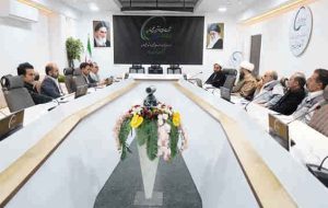 مشاور معاون وزیر نفت در بازدید از پتروشیمی ایلام: روی دستاوردهای صنعت پتروشیمی مانور داده شود