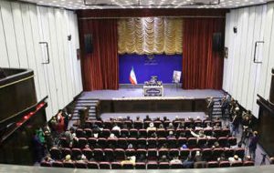 گزارش ایرنا از نخستین نشست خبری محمدمهدی اسماعیلی؛ حق «حضور در ایران»‌ را از هیچ هنرمندی سلب نمی‌کنیم/ اجازه «سلیقه‌گرایی» نمی‌دهیم
