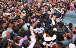استاندار خوزستان مطرح کرد؛ استقبال پرشور مردم انقلابی ایذه از رئیسجمهور توطئههای چندساله معاندین را خنثی کرد استاندار خوزستان مطرح کرد؛ استقبال پرشور مردم انقلابی ایذه از رئیسجمهور توطئههای چندساله معاندین را خنثی کرد