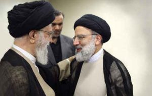شهید رئیسی از چیزی گلایه نکرد/ او خلاف خواست رهبری کاری انجام نداد شهید رئیسی از چیزی گلایه نکرد/ او خلاف خواست رهبری کاری انجام نداد