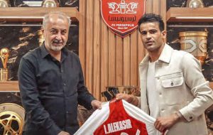 آل‌کثیر با پرسپولیس تمدید کرد