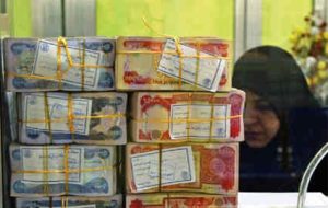 ۵۳ درصد فروش ارز اربعین در ایلام توسط پست بانک انجام شد
