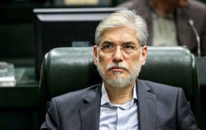 وزیر علوم: آزادی علمی باید به رسمیت شناخته شود