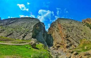 تنگه بهرام چوبین؛ دژی نفوذ ناپذیر با تاریخچهای شگفت انگیز تنگه بهرام چوبین؛ دژی نفوذ ناپذیر با تاریخچهای شگفت انگیز
