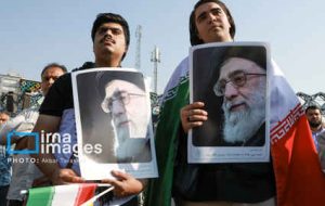 تهرانی‌ها در تشییع سرلشکر شهید نیلفروشان سنگ تمام گذاشتند