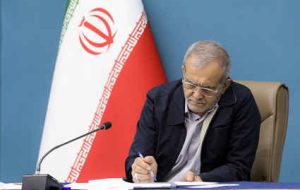 پزشکیان: شهادت خللی در مقاومت امت اسلامی در برابر زور و اشغال ایجاد نمی‌کند
