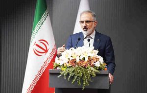 وحدت و کار گروهی، نتایج ارزشمندی را در بانک مسکن رقم می زند/ امضای ۱۷۳ همت قراردادهای پرداخت تسهیلات نهضت ملی مسکن / بهداشت اعتباری رضایت بخش در تسهیلات بخش مسکن