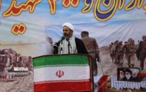 امام جمعه ایلام: شهدا سند هویت دینی و عزت ملت ایران هستند امام جمعه ایلام: شهدا سند هویت دینی و عزت ملت ایران هستند