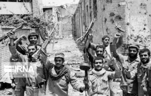 دفاع مقدس الهام‌بخش رسانه برای تبیین اقتدار ملی است/ پاسخ به شبهات «دور یک میز»