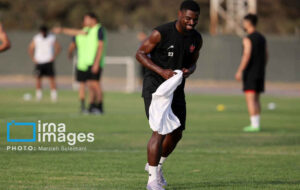 واکنش جالب اوریه به پوشیدن پیراهن پرسپولیس