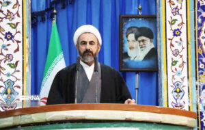 امام‌جمعه ایلام: وحدت ملی و حمایت از دولت راهبرد اصلی مقابله با دشمنان است
