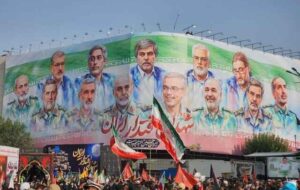 مشق عشق در دوازده صفحه   ✍️ اسلام انصاری فر