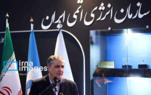 اسلامی: سازمان انرژی اتمی ایران در استفاده از شیوه‌های نوین درمان پیشتاز است