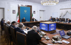 پزشکیان: تخریب یا تضعیف دولت از تریبون‌های رسمی توجیه‌پذیر نیست