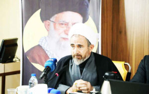 امام جمعه ایلام: زیرساخت‌های ثابت برای زائران اربعین در مرز مهران ایجاد شود