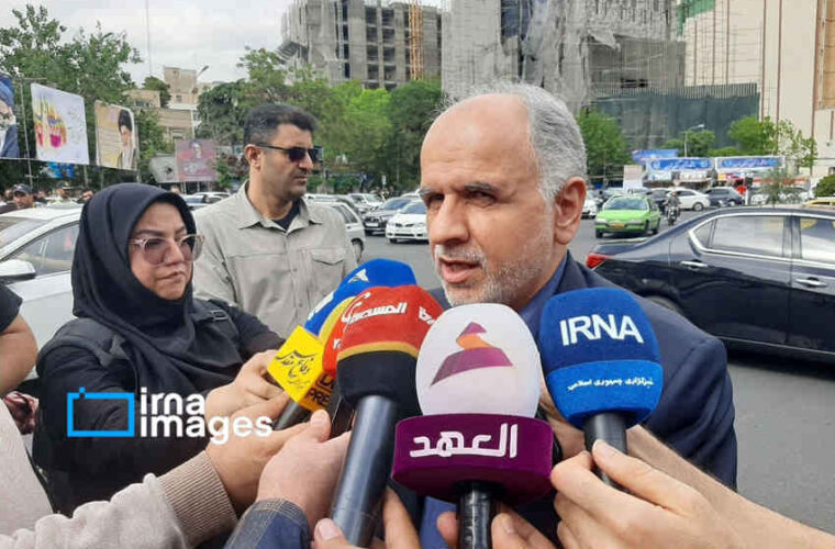وزیر دادگستری: احتکار و اخلال در بازار در شرایط جنگی مجازات‌ سنگینی دارد