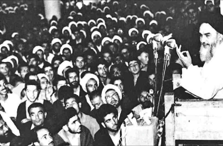 آغاز پایان رژیم  *آیدا مطلق