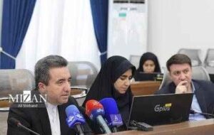 صدور سند ۷ هزار هکتاری منطقه آزاد تجاری و صنعتی مهران / تثبیت مالکیت و صدور اسناد در منطقه آزاد مهران حاصل همکاری گسترده دستگاههاست صدور سند ۷ هزار هکتاری منطقه آزاد تجاری و صنعتی مهران / تثبیت مالکیت و صدور اسناد در منطقه آزاد مهران حاصل همکاری گسترده دستگاههاست
