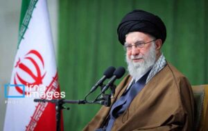 روضهخوانی رهبر شهید انقلاب برای حضرت ابوالفضل(ع) روضهخوانی رهبر شهید انقلاب برای حضرت ابوالفضل(ع)