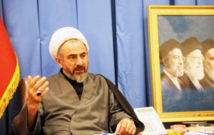 امام‌جمعه ایلام: سیره عملی رهبر شهید بهترین مروج گسترش‌ نماز است