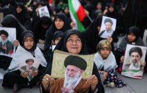 خدا نگهدار، ای تابناکترین قهرمانِ وطن *فرشته قاسمیان خدا نگهدار، ای تابناکترین قهرمانِ وطن *فرشته قاسمیان