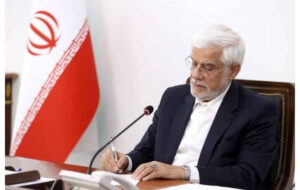قدردانی عارف از مردم عراق برای میزبانی باشکوه مراسم تشییع امام شهید قدردانی عارف از مردم عراق برای میزبانی باشکوه مراسم تشییع امام شهید