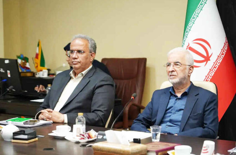 وزیر کشور: همه ظرفیتها برای حمایت از استانهای درگیر جنگ به کار گرفته شده است وزیر کشور: همه ظرفیتها برای حمایت از استانهای درگیر جنگ به کار گرفته شده است