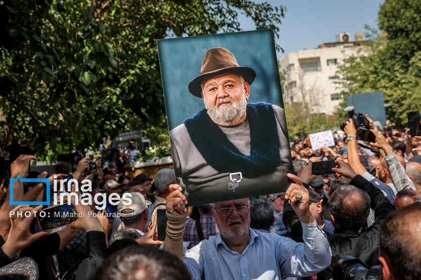 «هنرمندی برای تمام فصول» و «چارلی چاپلین ناطق»/ هنرمندان از نبوغ اکبر عبدی گفتند + فیلم