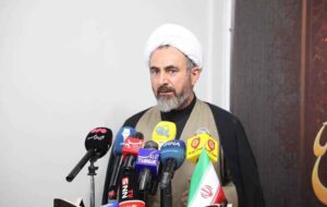 امام‌جمعه ایلام: گذرگاه مرزی مهران به قرارگاه دائمی رسانه‌ نیاز دارد