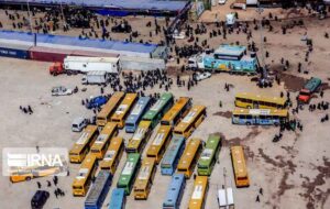 تردد خودرو در جادههای ایلام از مرز ۷۰۰ هزار دستگاه گذشت تردد خودرو در جادههای ایلام از مرز ۷۰۰ هزار دستگاه گذشت
